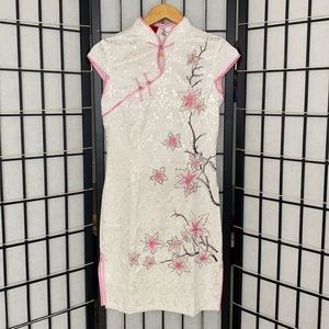 Qipao Traditional white Chinese dress